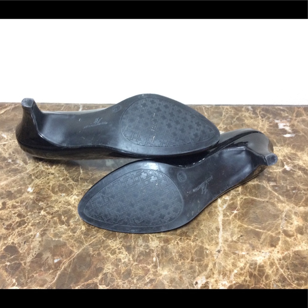 Jaclyn Smith Classic Black Patent Close Toe - Picture 6 of 6